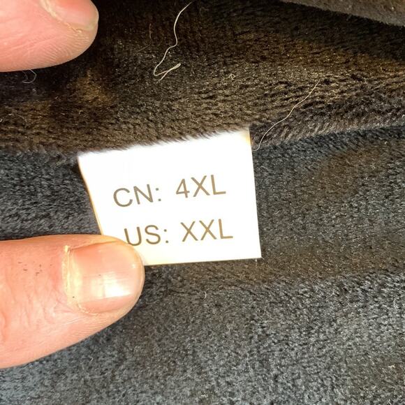 NWOT Men's Heated Vest Black XXL - Picture 5 of 5